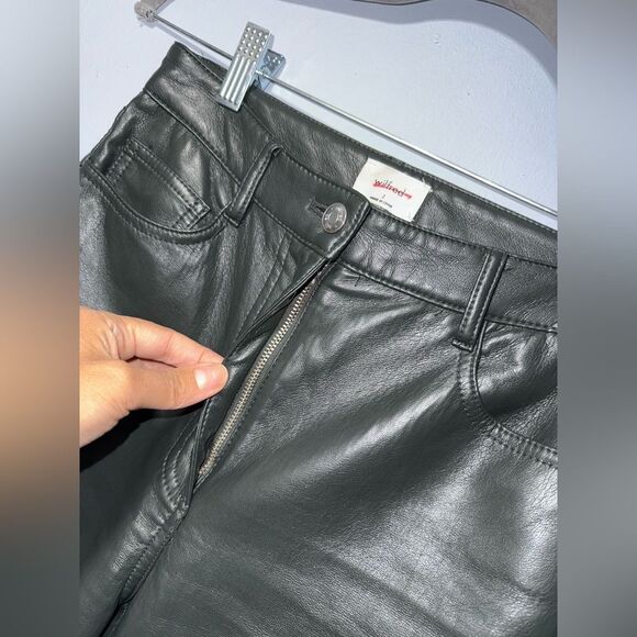 WILFRED Melina Cropped Deep Olive Faux Leather Pants Size 2 EUC W/tiny flaw* - Picture 3 of 9